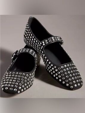 Elegant Black Studded Women's Loafers